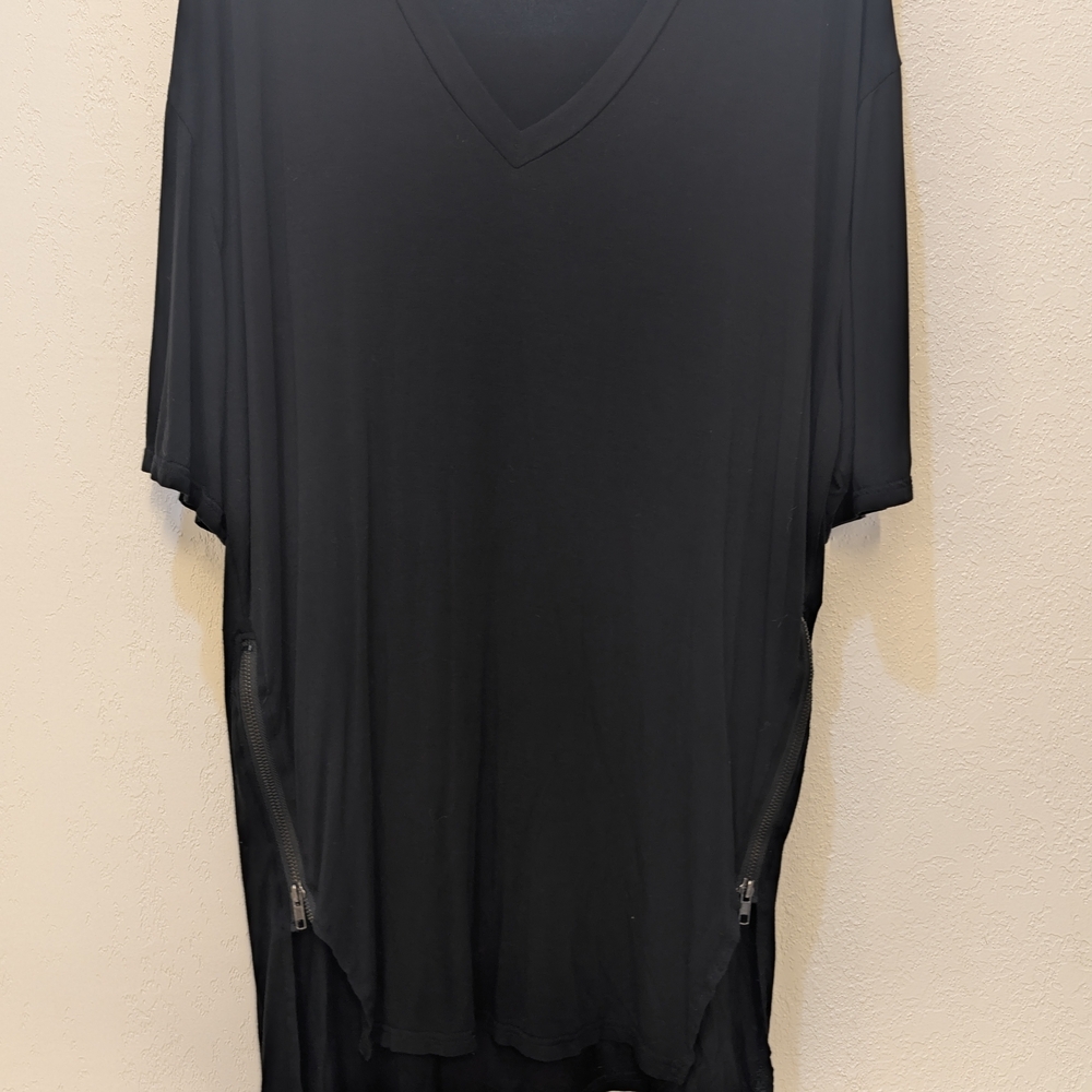 POL Black V-Neck Womans Dress Side Zip Size Medium